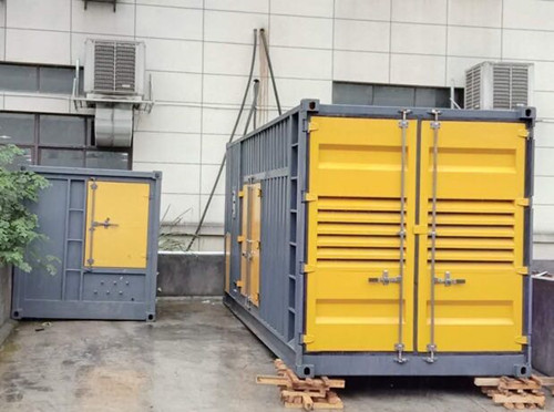 浦东发电机空气滤清器多久更换一次比较好？